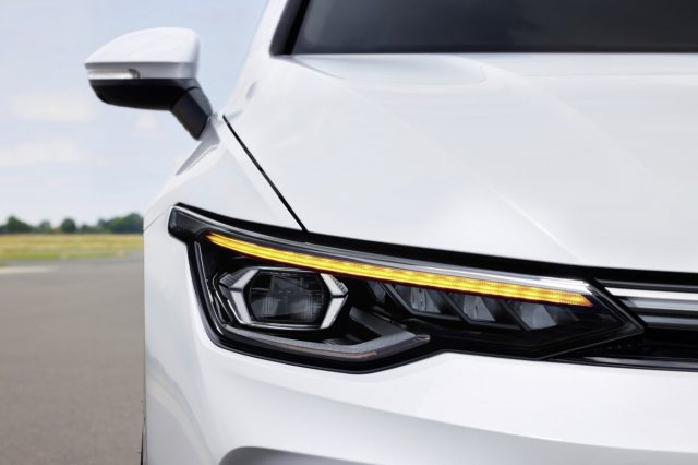 2024 Volkswagen Golf eHybrid | facelift