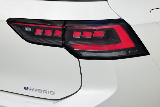 2024 Volkswagen Golf eHybrid | facelift