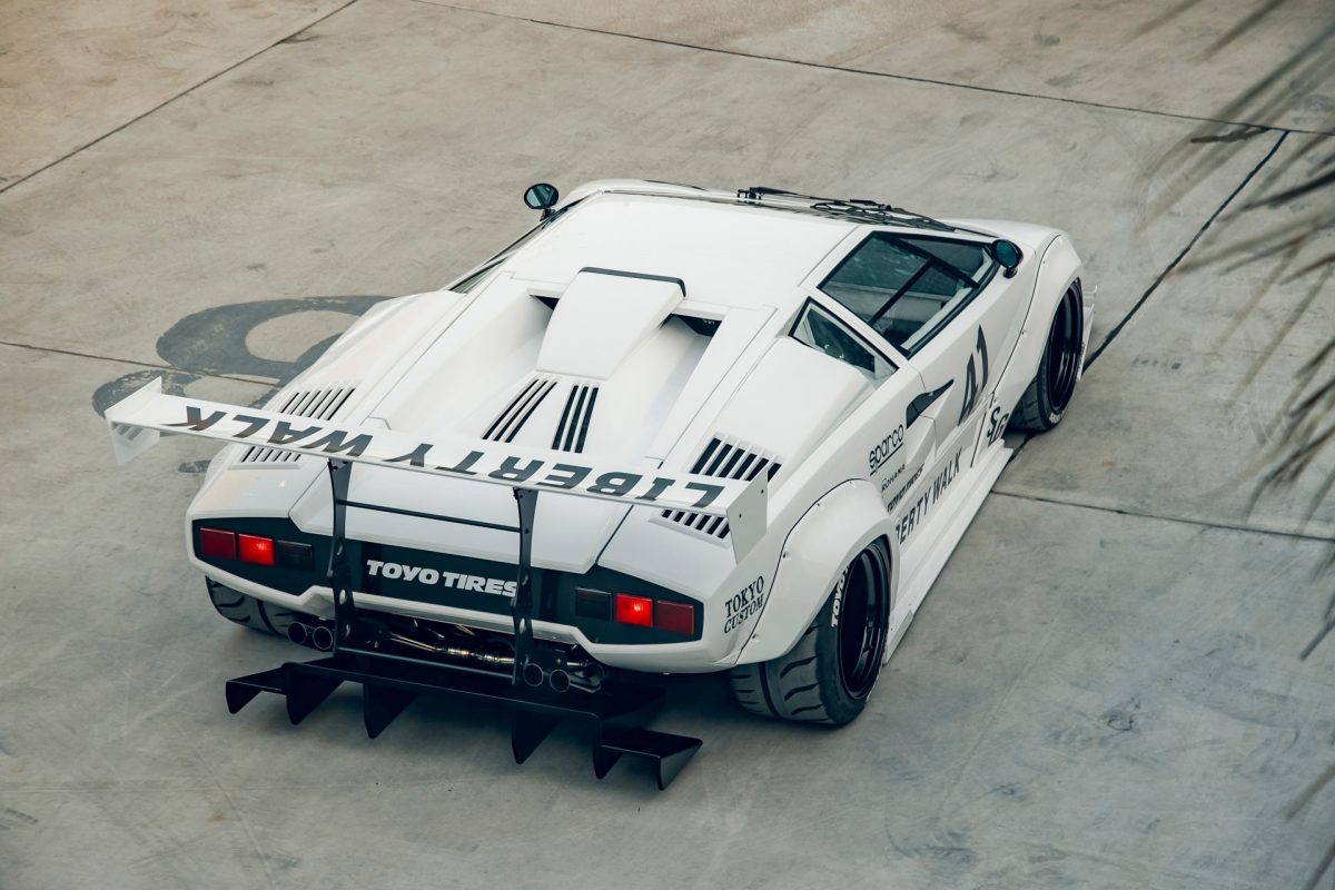 Lamborghini Countach Liberty Walk