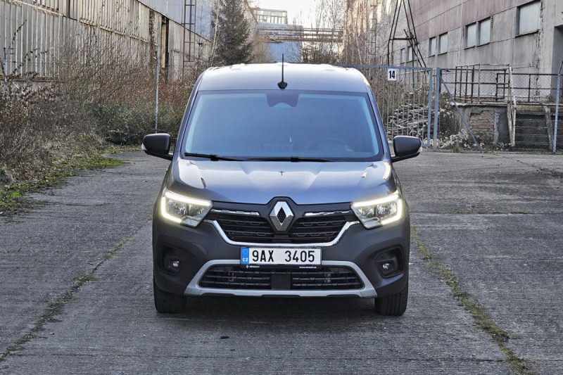 Test Renault Kangoo Van L2H1 Extra Blue dCi 115 EDC (2024)