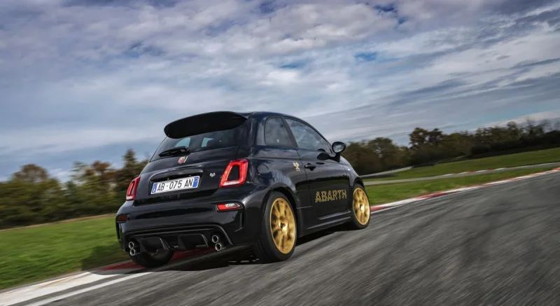Abarth 695 75° Anniversario | 2024