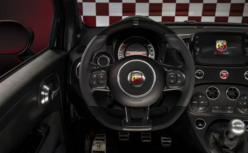 Abarth 695 75° Anniversario | 2024