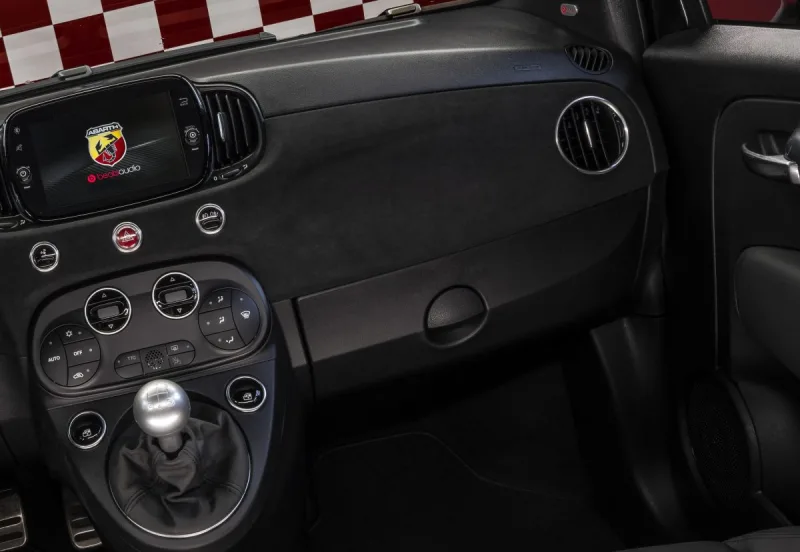 Abarth 695 75° Anniversario | 2024