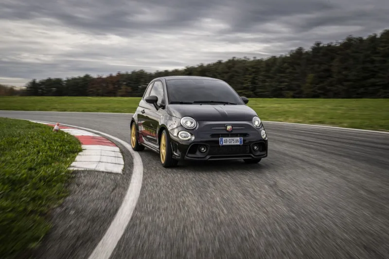 Abarth 695 75° Anniversario | 2024