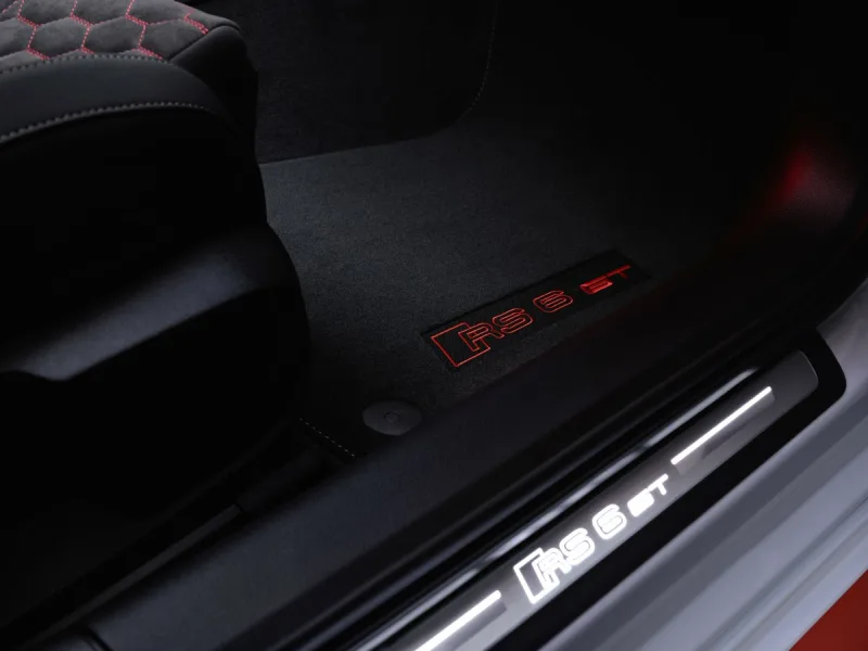 2024 Audi RS 6 Avant GT