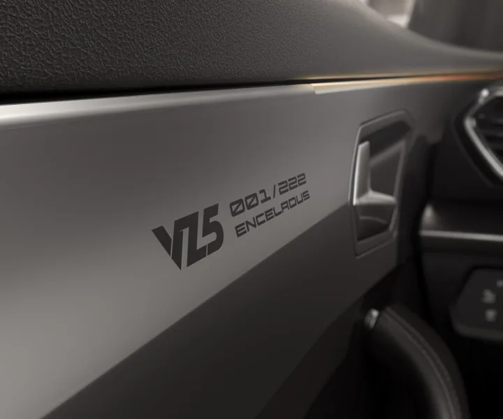CUPRA Formentor VZ5 Enceladus Grey