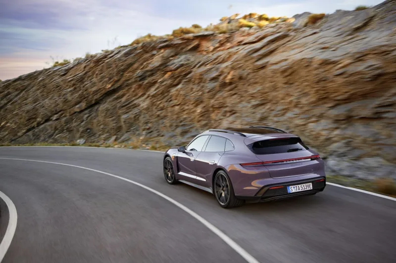 Porsche Taycan 4S Sport Turismo - facelift - 2024