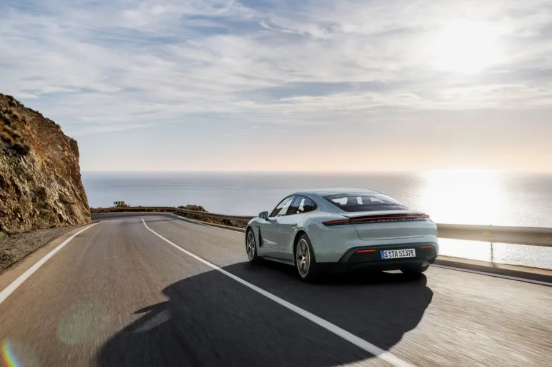 Porsche Taycan - facelift - 2024