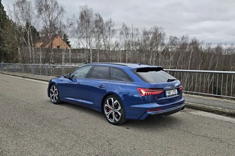 Test Audi S6 Avant quattro (2024)