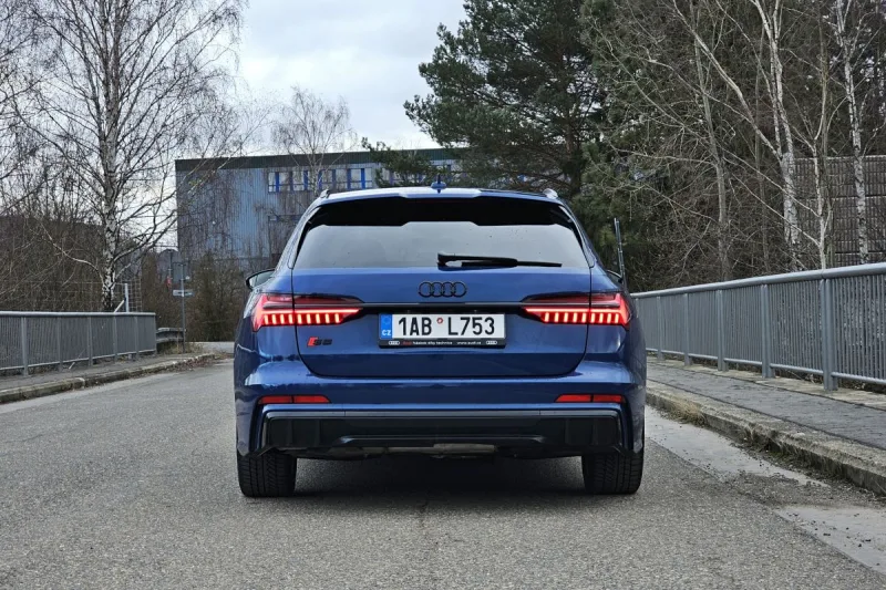 Test Audi S6 Avant quattro (2024)