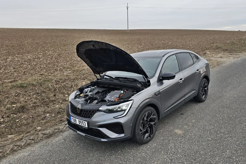 Test Renault Arkana E-Tech full hybrid 145 (2024)