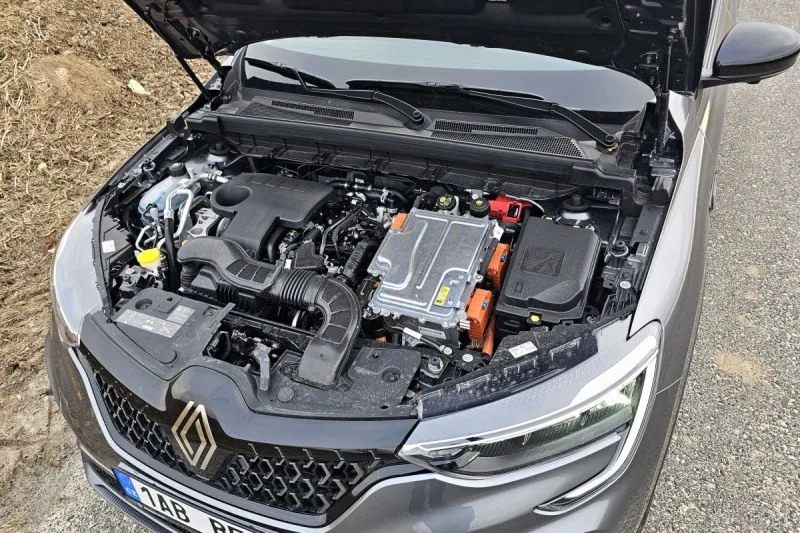 Test Renault Arkana E-Tech full hybrid 145 (2024)