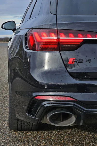 Test Audi RS 4 Avant (2024)
