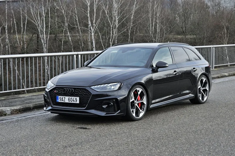 Test Audi RS 4 Avant (2024)