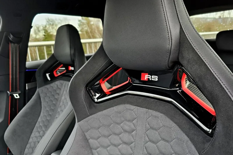 Test Audi RS 4 Avant (2024)