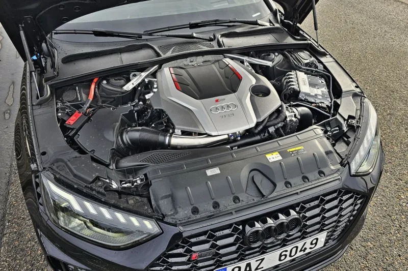 Test Audi RS 4 Avant (2024)