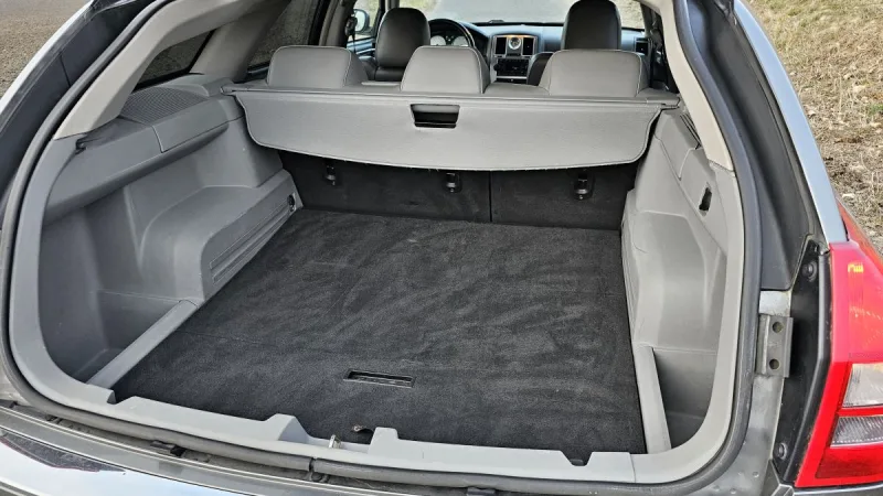 Test ojetiny Chrysler 300C 3,0 CRD (2007)