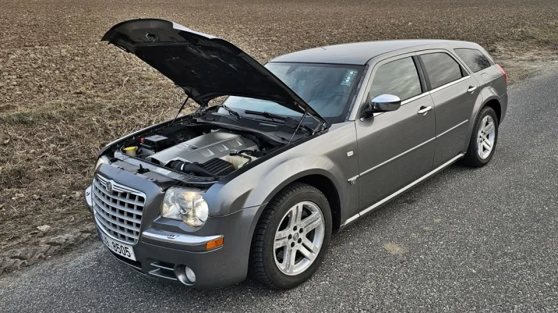 Test ojetiny Chrysler 300C 3,0 CRD (2007)