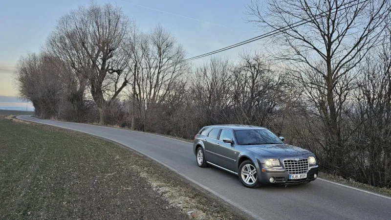 Test ojetiny Chrysler 300C 3,0 CRD (2007)