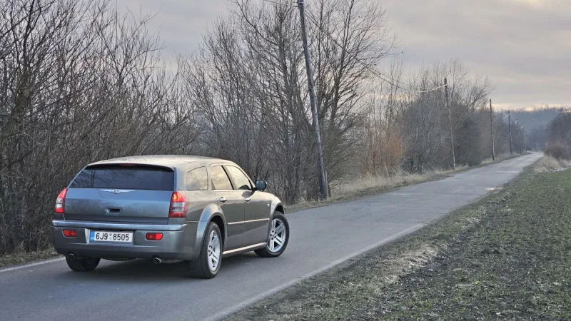 Test ojetiny Chrysler 300C 3,0 CRD (2007)