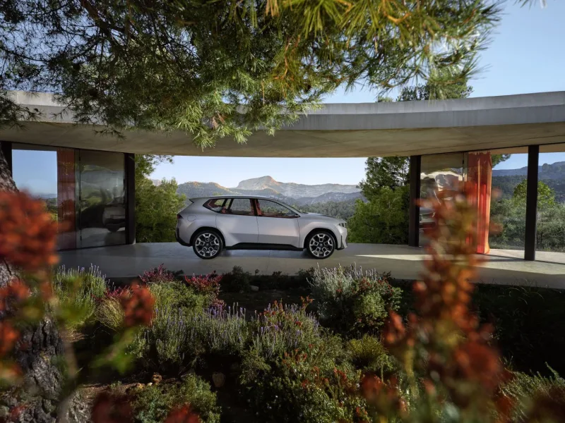 BMW Vision Neue Klasse X | 2024