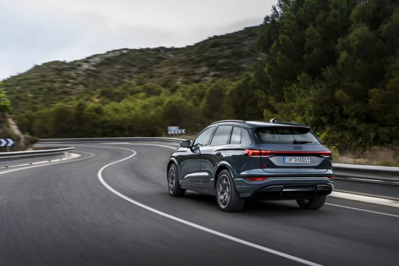Audi Q6 e-tron | 2024
