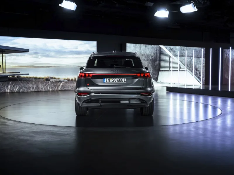 Audi SQ6 e-tron | 2024