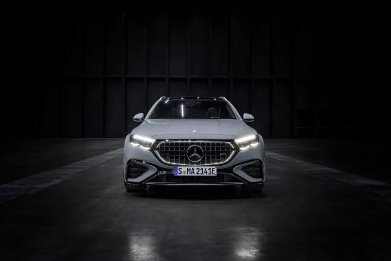 Mercedes-AMG E 53 HYBRID 4MATIC kombi | 2024