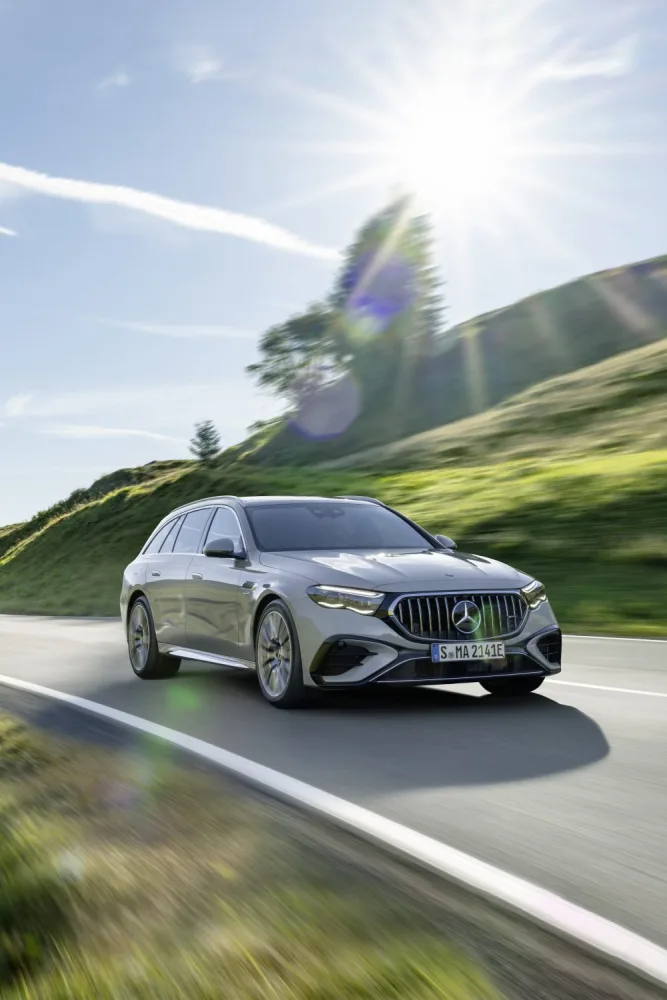 Mercedes-AMG E 53 HYBRID 4MATIC kombi | 2024