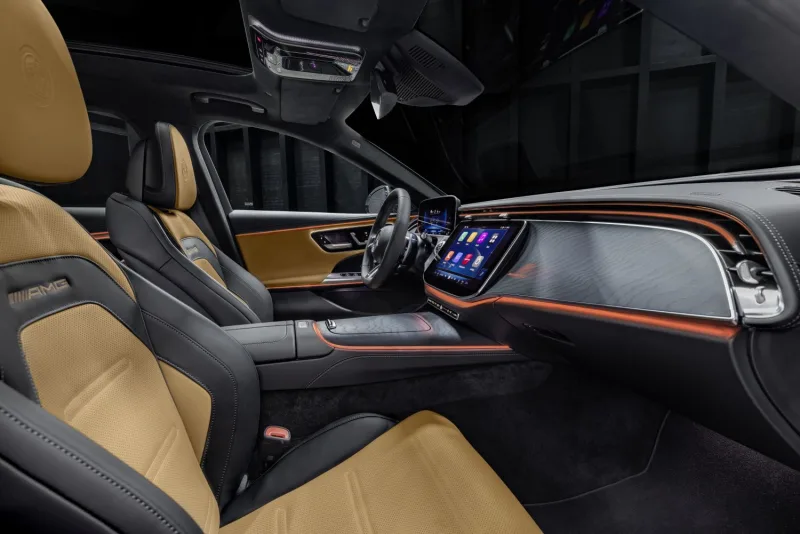 Mercedes-AMG E 53 HYBRID 4MATIC kombi | 2024