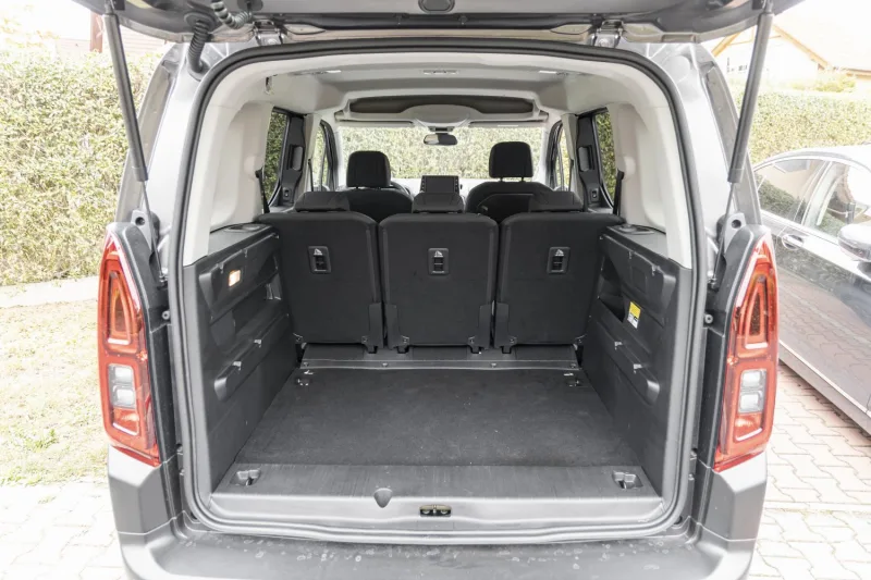 Test Citroën Berlingo M Profi+ 1.5 BlueHDi EAT8 96 kW (2024)