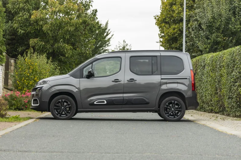 Test Citroën Berlingo M Profi+ 1.5 BlueHDi EAT8 96 kW (2024)