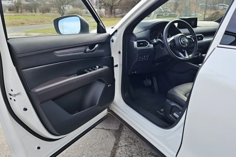 Test Mazda CX-5 e-Skyactiv G194 (2024)