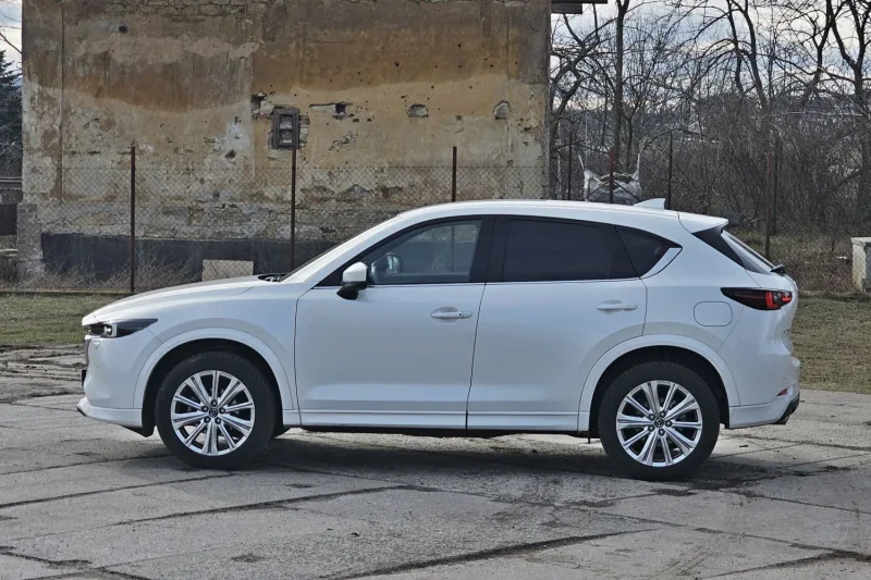 Test Mazda CX-5 e-Skyactiv G194 (2024)