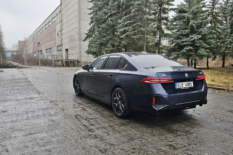 Test BMW i5 M60 xDrive | elektromobil (2024)