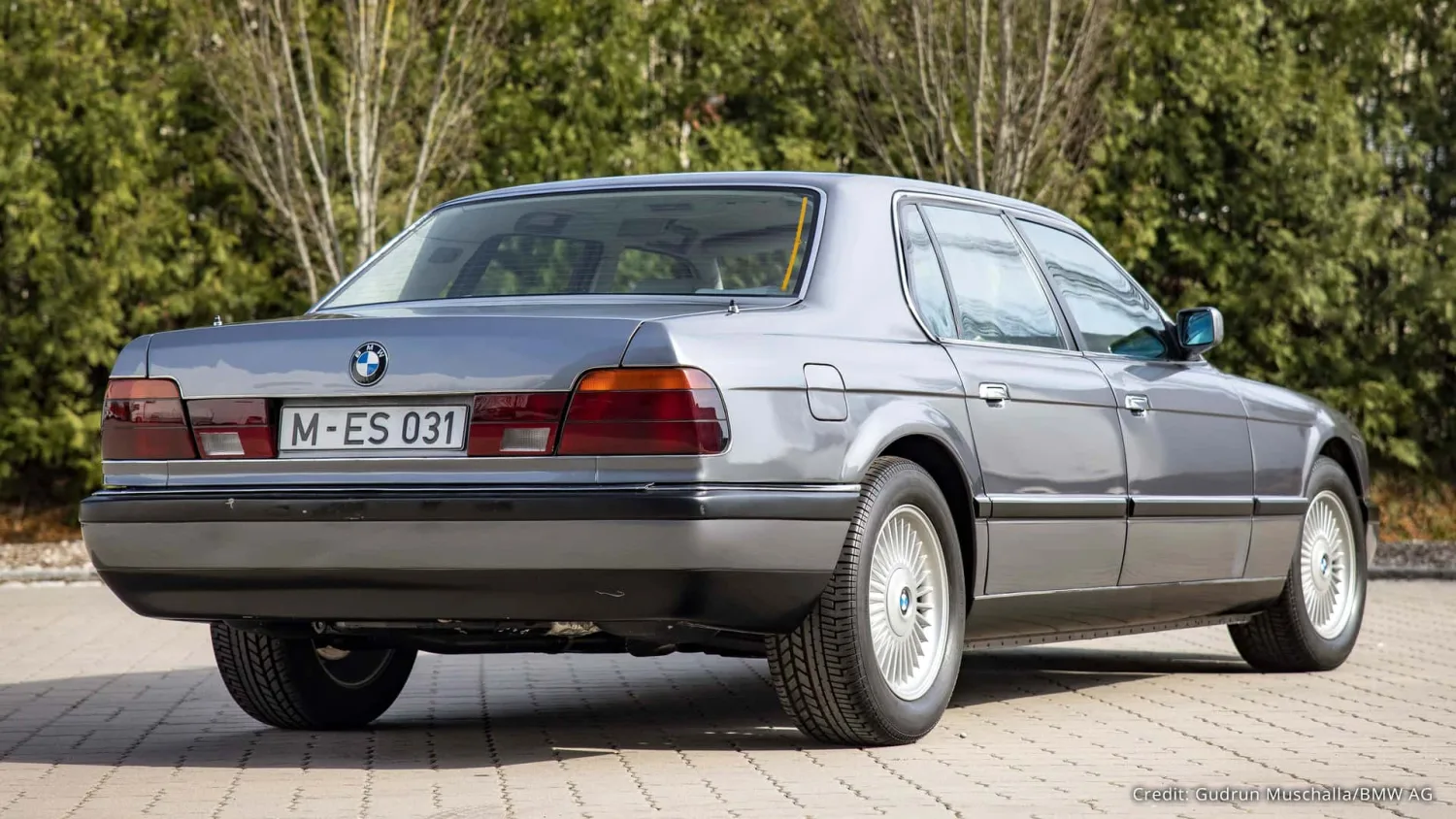 BMW 750iL Goldfisch | 1990