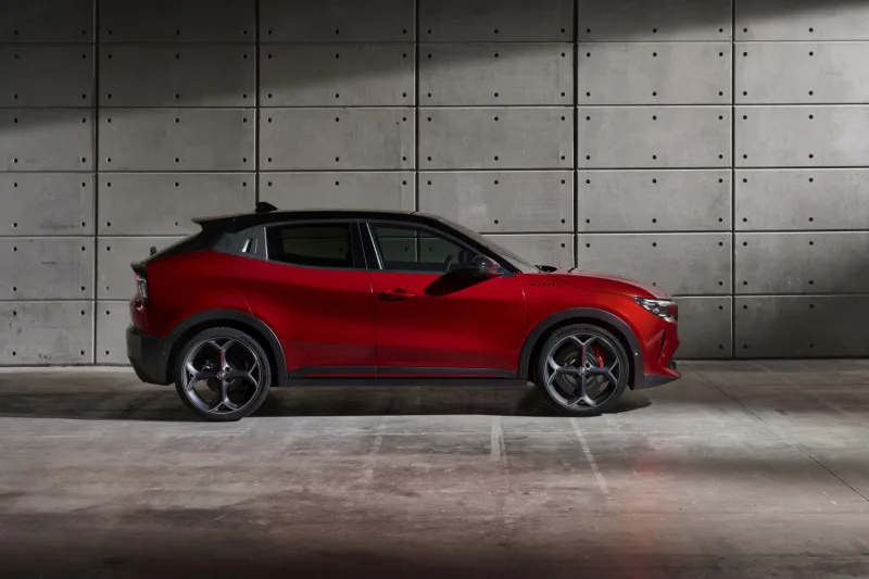 Alfa Romeo Milano | 2024