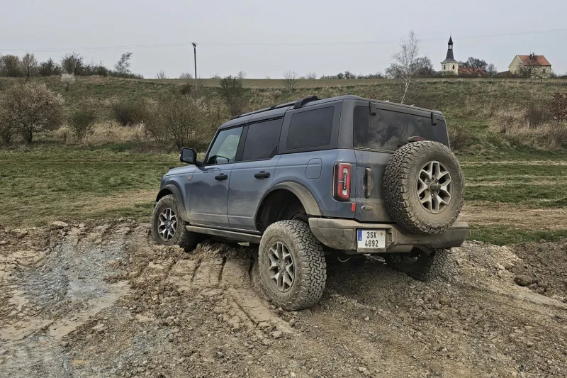 Test Ford Bronco Badlands 2.7 EcoBoost V6 Twin-Turbo (2024)