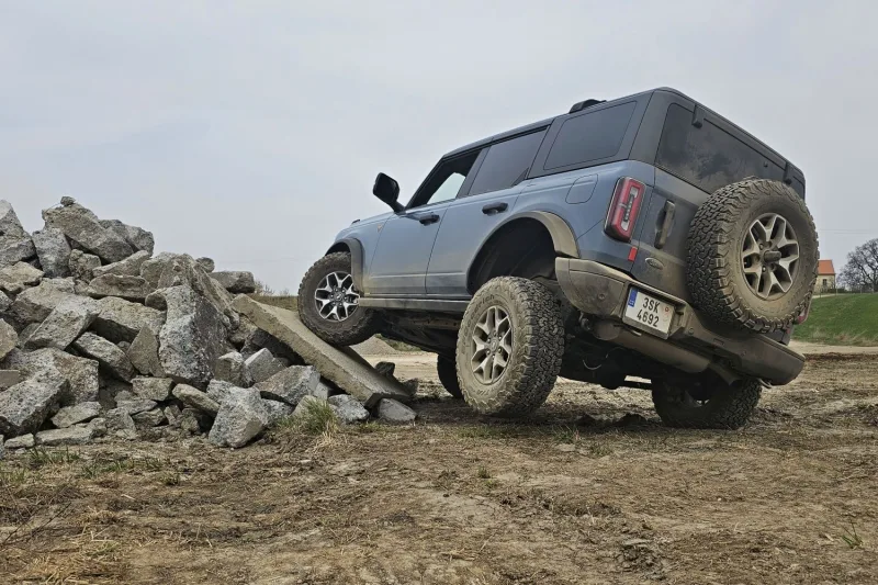 Test Ford Bronco Badlands 2.7 EcoBoost V6 Twin-Turbo (2024)