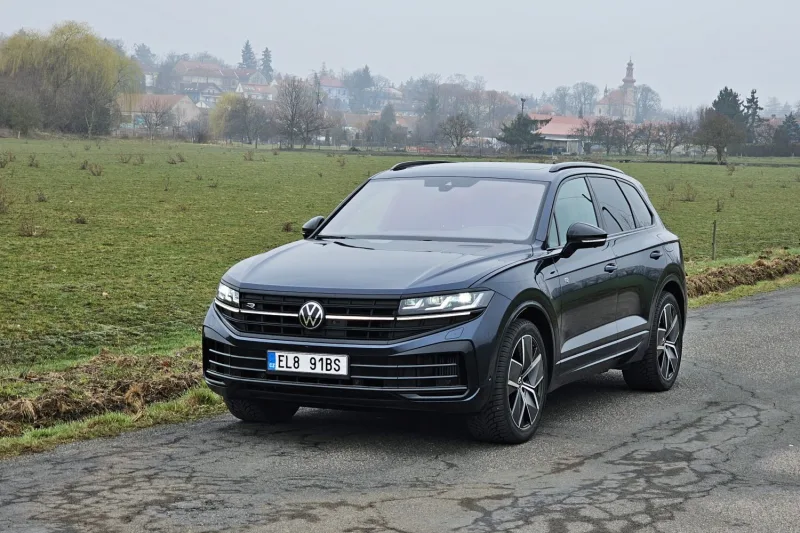 Test Volkswagen Touareg R eHybrid | plug-in hybrid (2024)