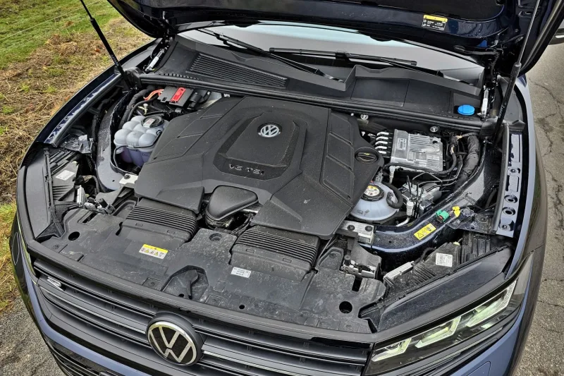 Test Volkswagen Touareg R eHybrid | plug-in hybrid (2024)