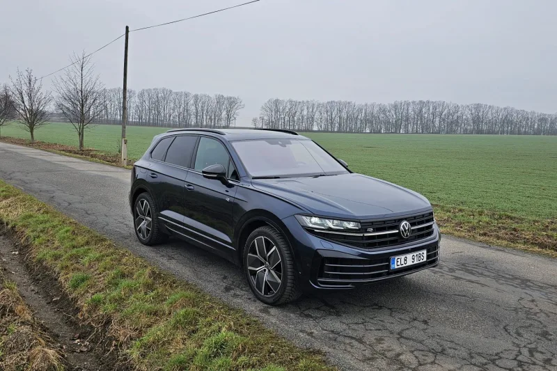 Test Volkswagen Touareg R eHybrid | plug-in hybrid (2024)