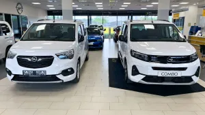 Opel Combo - porovnání modernizované verze (vpravo) a verze před faceliftem | Foto: Opel