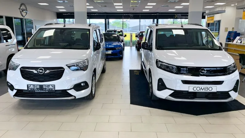 Opel Combo - porovnání modernizované verze (vpravo) a verze před faceliftem | Foto: Opel