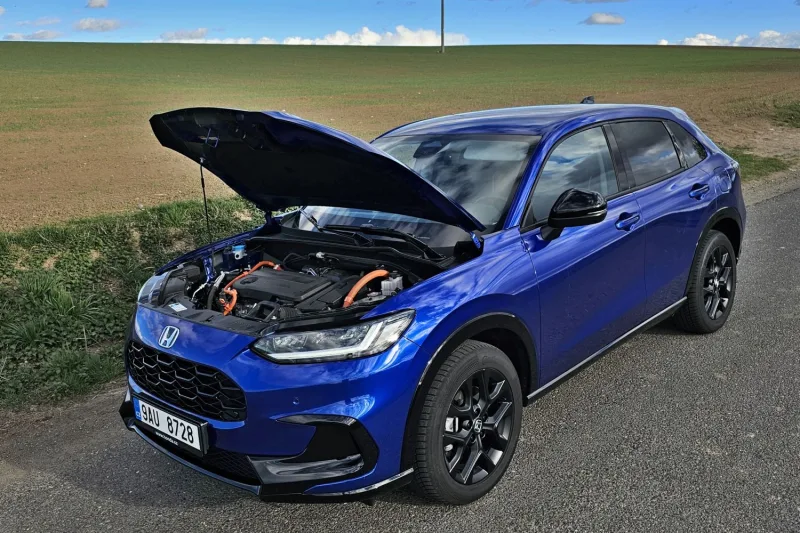 Test Honda ZR-V 2.0 i-MMD Hybrid e-CVT Sport (2024)