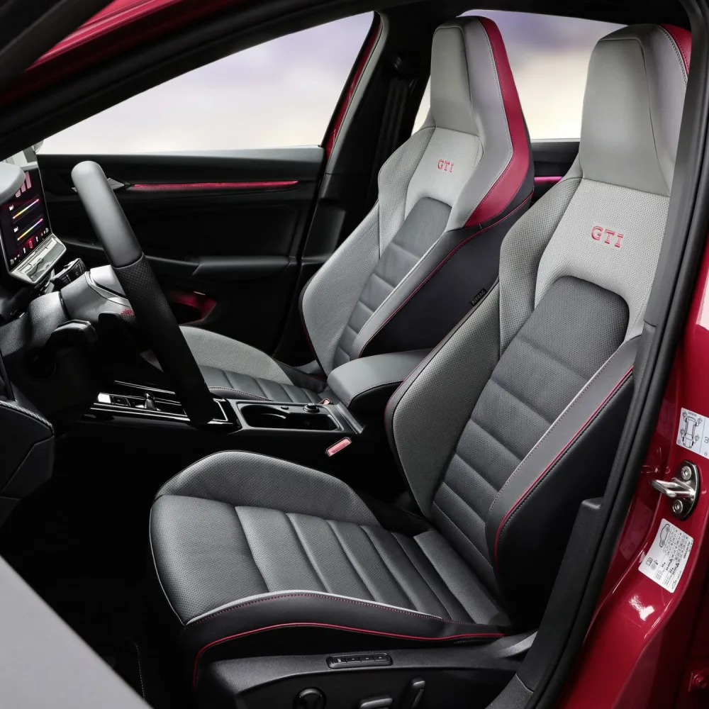 Volkswagen Golf GTI | 2024