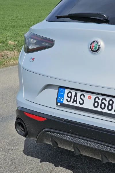 Test Alfa Romeo Stelvio 2,0 Turbo Q4 | 2024