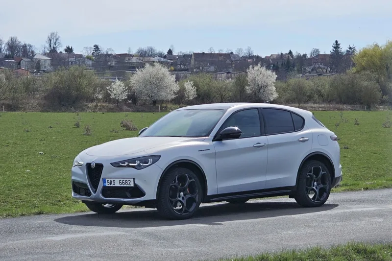 Test Alfa Romeo Stelvio 2,0 Turbo Q4 | 2024