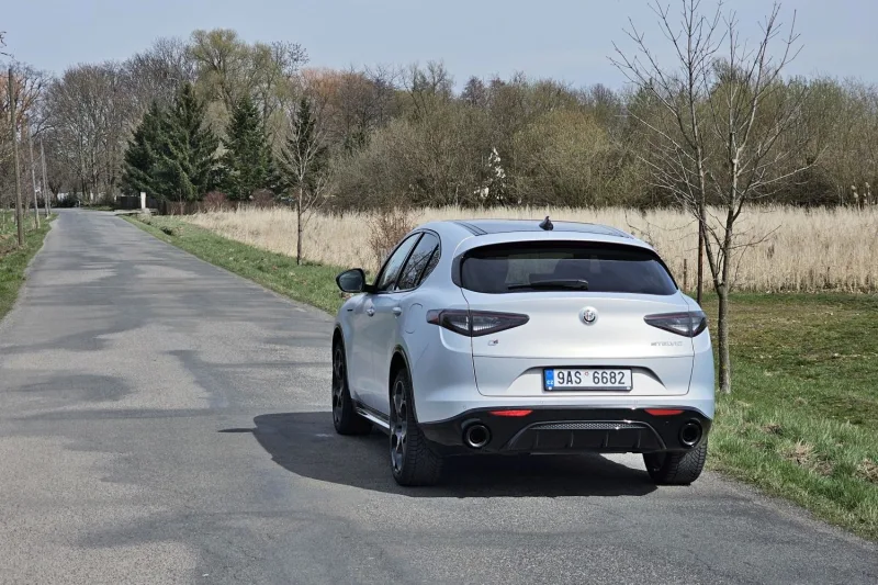 Test Alfa Romeo Stelvio 2,0 Turbo Q4 | 2024
