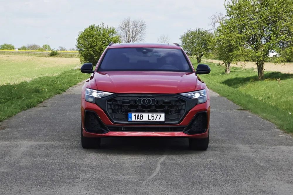 Test Audi Q8 50 TDI quattro (2024)